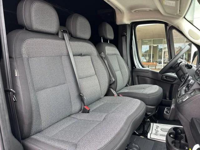 2026 Ram ProMaster Cargo Van Tradesman Low Roof 136" WB w/Pass Seat