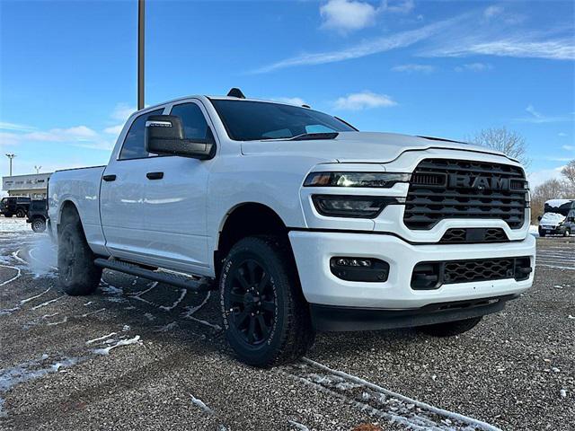 2026 RAM Ram 2500 RAM 2500 BLACK EXPRESS CREW CAB 4X4 64 BOX 2026 RAM Ram 2500 RAM 2500 BLACK EXPRESS CREW CAB 4X4 64 BOX