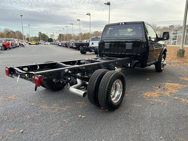 2026 RAM Ram 3500 Chassis Cab RAM 3500 BIG HORN CHASSIS REGULAR CAB 4X4 84 CA 2026 RAM Ram 3500 Chassis Cab RAM 3500 BIG HORN CHASSIS REGULAR CAB 4X4 84 CA