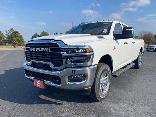 2026 RAM Ram 2500 RAM 2500 TRADESMAN CREW CAB 4X4 8 BOX