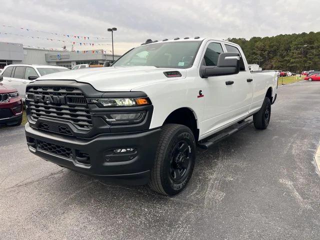 2026 RAM Ram 3500 RAM 3500 TRADESMAN CREW CAB 4X4 8 BOX