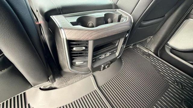 2026 Ram 1500 Laramie Crew Cab 4x4 5'7" Box
