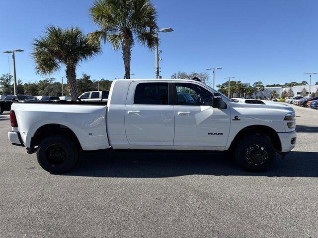 2026 RAM Ram 3500 RAM 3500 LARAMIE MEGA CAB 4X4 64 BOX 2026 RAM Ram 3500 RAM 3500 LARAMIE MEGA CAB 4X4 64 BOX