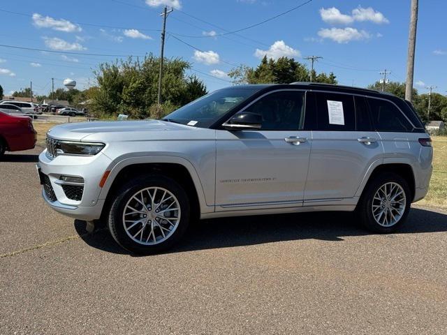 2022 Jeep Grand Cherokee Summit 4x2