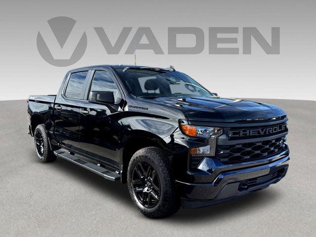 2024 Chevrolet Silverado 1500 4WD Crew Cab Short Bed Custom