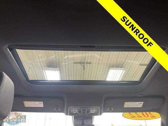 2022 Chevrolet Silverado 1500 4WD Crew Cab Short Bed High Country 2022 Chevrolet Silverado 1500 4WD Crew Cab Short Bed High Country