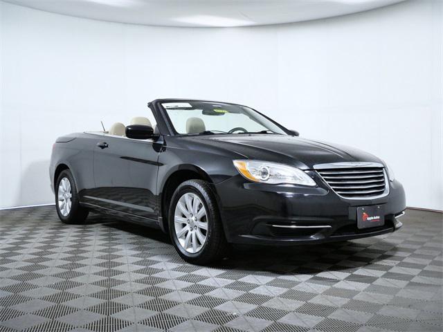 2013 Chrysler 200 Touring 2013 Chrysler 200 Touring