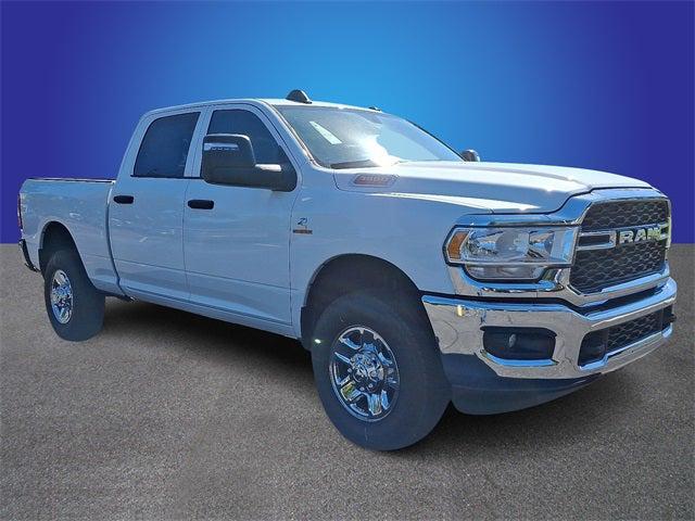 2023 RAM 3500 Tradesman Crew Cab 4x4 64 Box