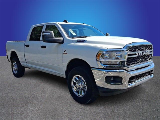 2023 RAM 3500 Tradesman Crew Cab 4x4 64 Box