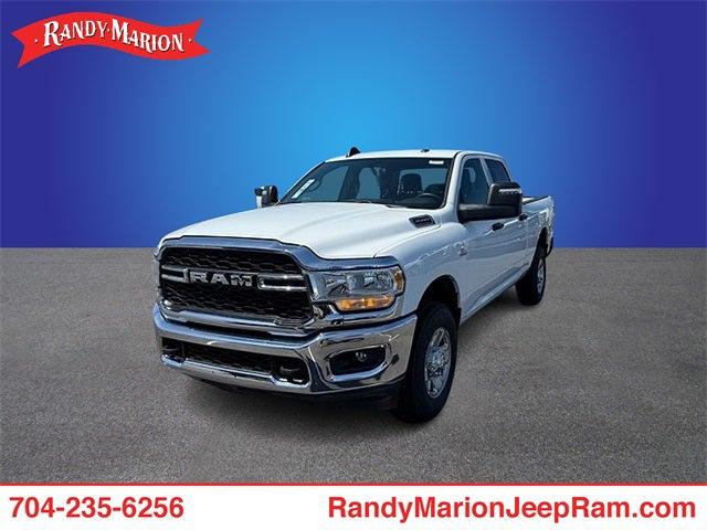 2023 RAM 3500 Tradesman Crew Cab 4x4 64 Box 2023 RAM 3500 Tradesman Crew Cab 4x4 64 Box