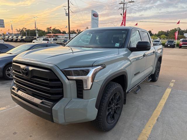2024 Toyota Tundra SR5 4WD