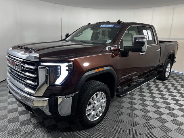 2024 GMC Sierra 2500HD 4WD Crew Cab Standard Bed SLT 2024 GMC Sierra 2500HD 4WD Crew Cab Standard Bed SLT
