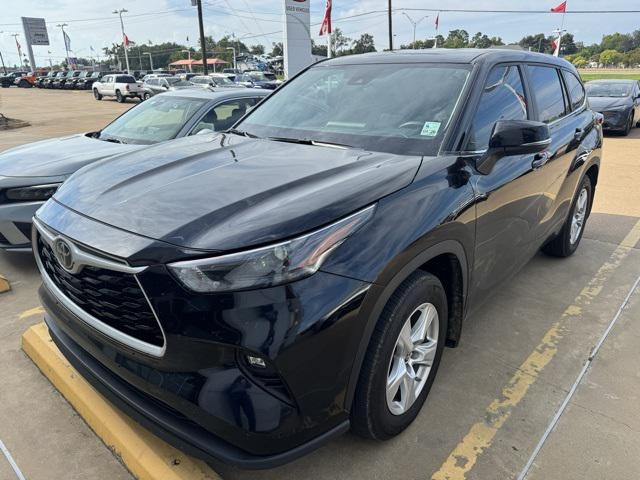 2024 Toyota Highlander LE