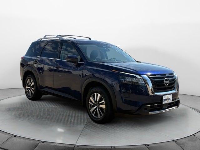 2024 Nissan Pathfinder SL 4WD 2024 Nissan Pathfinder SL 4WD