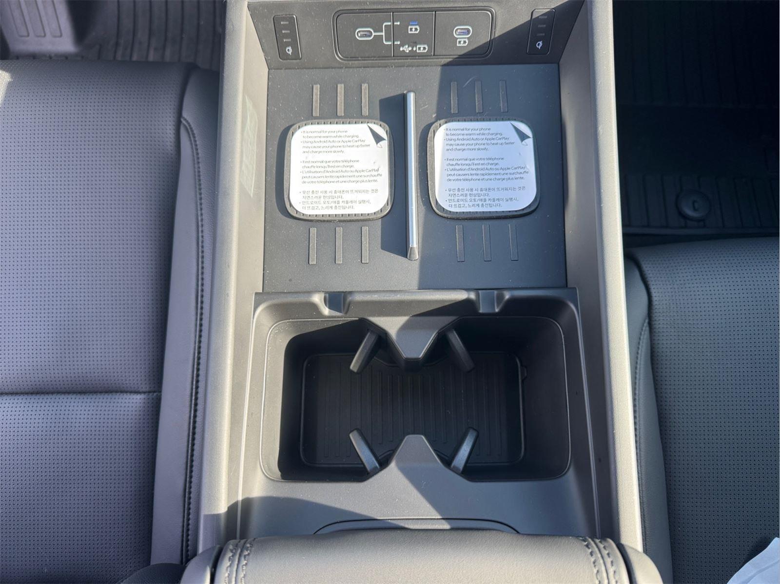 2026 Hyundai Santa Fe Limited - Photo 20