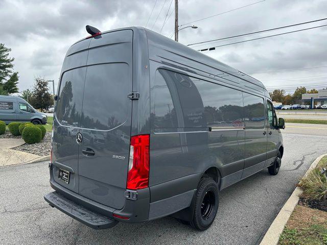 2026 Mercedes-Benz Sprinter 3500 High Roof 4-Cyl Diesel HO