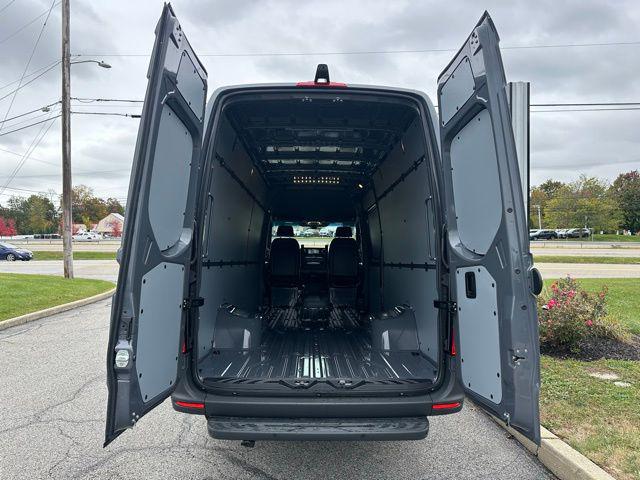 2026 Mercedes-Benz Sprinter 3500 High Roof 4-Cyl Diesel HO