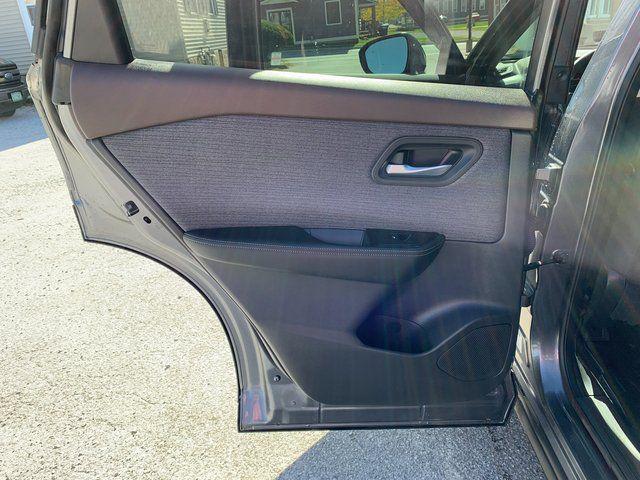 2022 Nissan Rogue SV Intelligent AWD