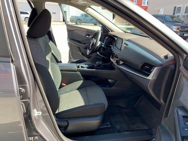 2022 Nissan Rogue SV Intelligent AWD