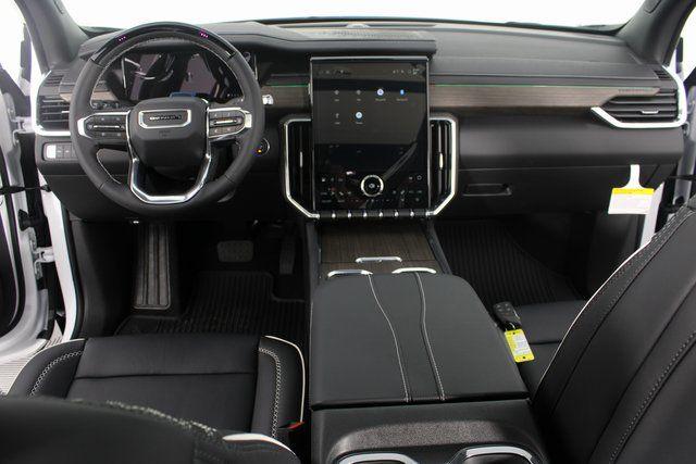 2026 GMC Acadia Denali AWD