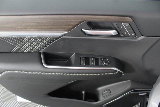 2026 GMC Acadia Denali AWD