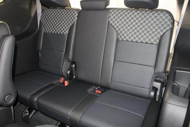 2026 GMC Acadia Denali AWD