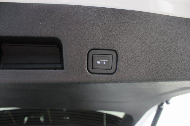 2026 GMC Acadia Denali AWD