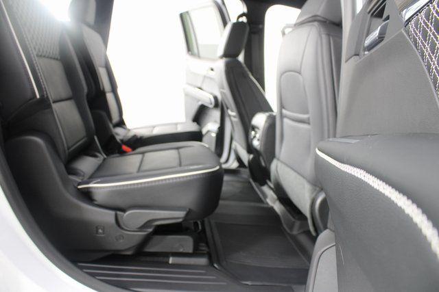 2026 GMC Acadia Denali AWD