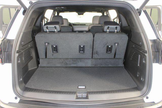 2026 GMC Acadia AT4 AWD