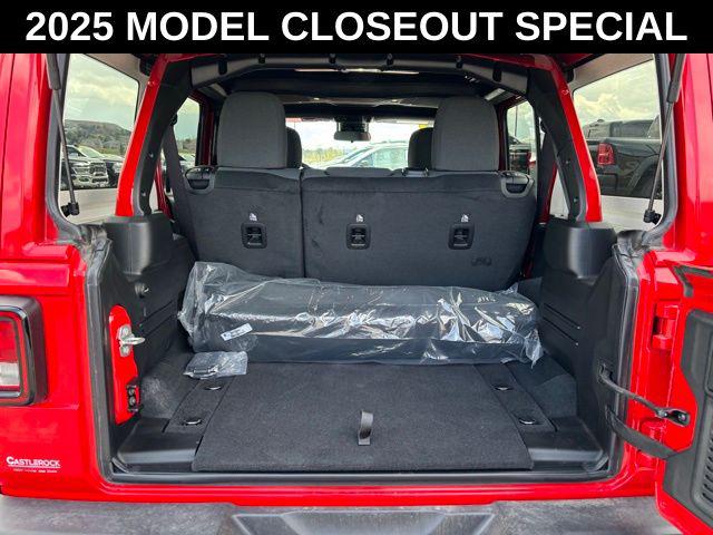 2025 Jeep Wrangler 4-Door Willys 4x4