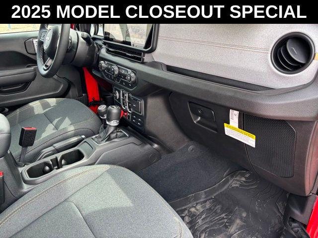 2025 Jeep Wrangler 4-Door Willys 4x4