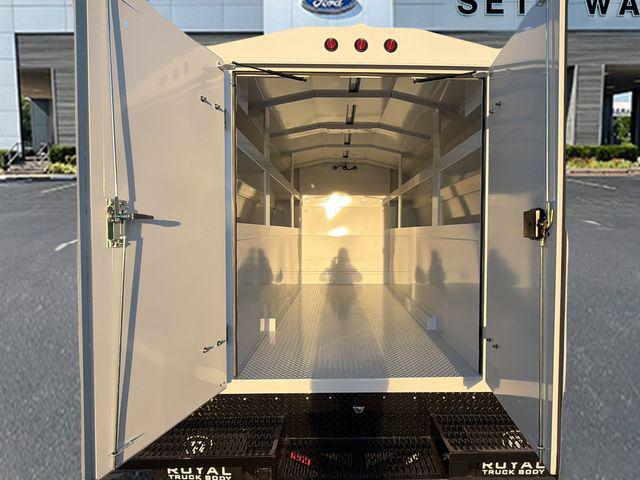 2026 Ford E-350 Cutaway Base