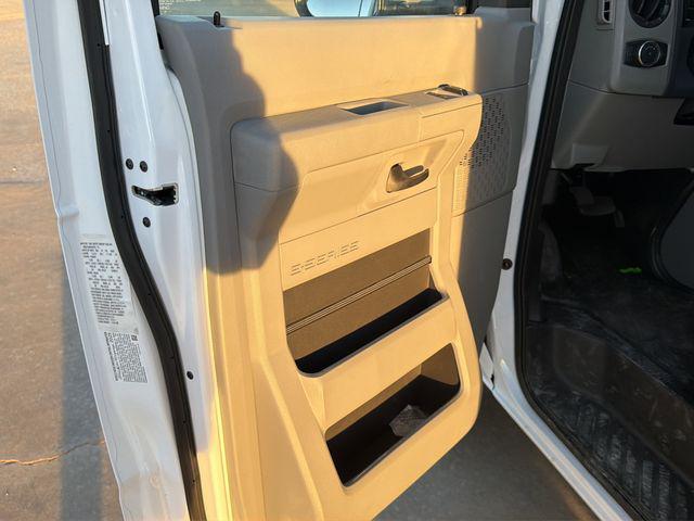2026 Ford E-350 Cutaway Base