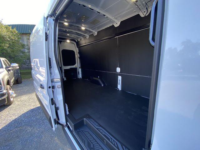 2025 Ford Transit Cargo Van Base