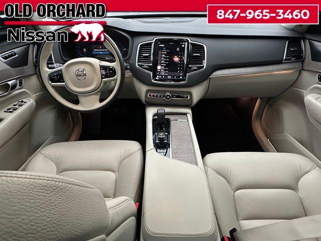2023 Volvo XC90 Recharge T8 Plus Dark Theme 7-Seater