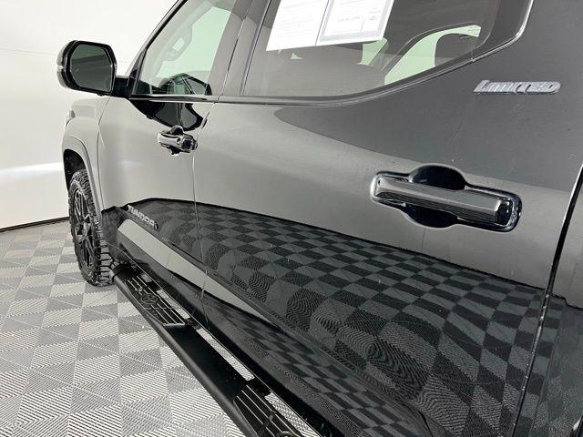 2024 Toyota Tundra Limited - Photo 10