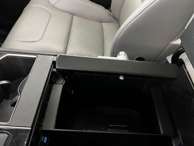 2024 Toyota Tundra Limited - Photo 34