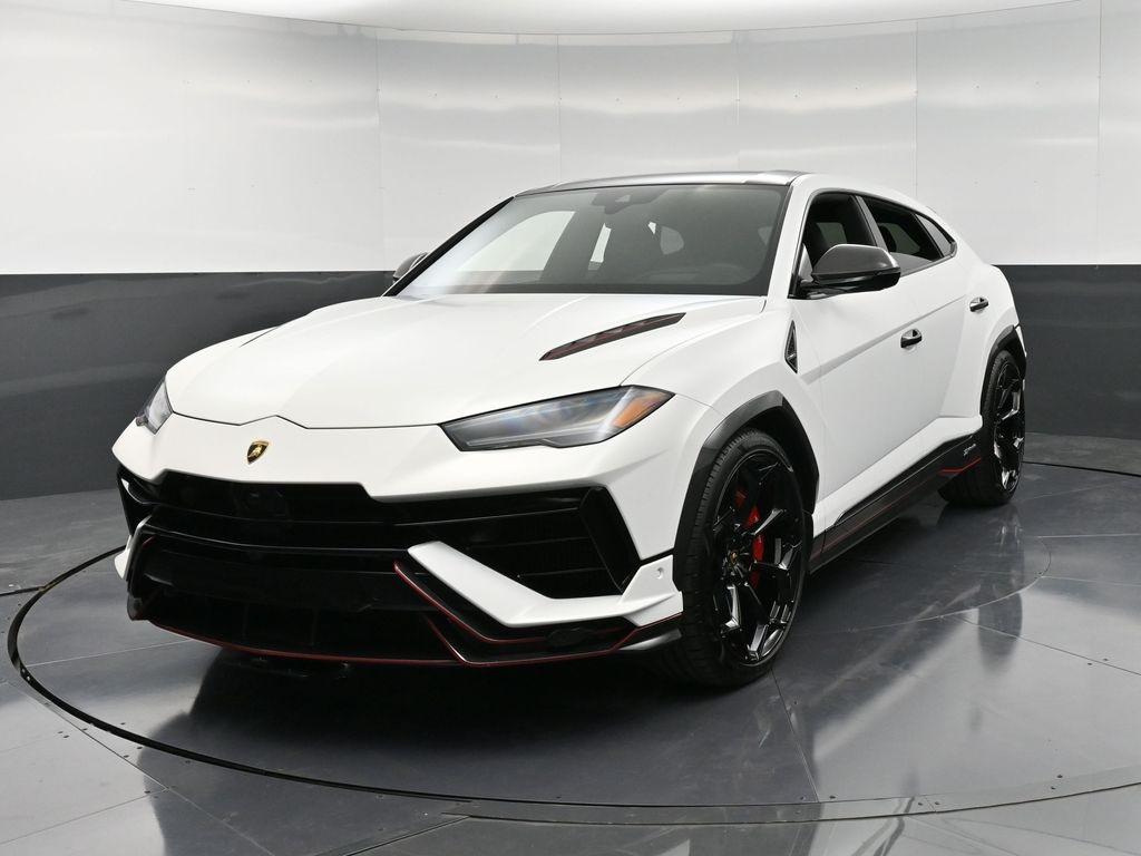 /2023 Lamborghini Urus