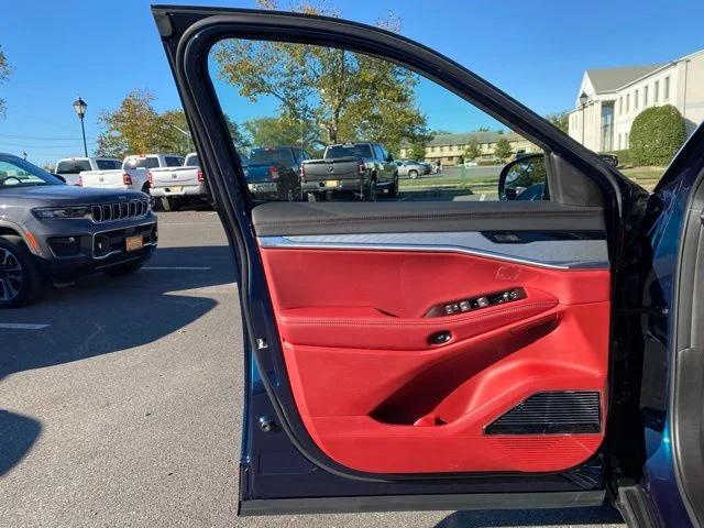 2025 Jeep Wagoneer Launch Edition