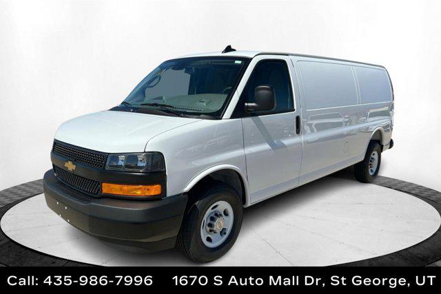 2025 Chevrolet Express 3500