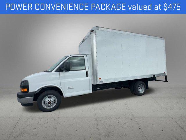 2025 GMC Savana Cutaway 4500 Van
