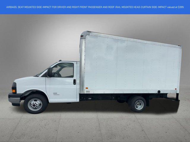 2025 GMC Savana Cutaway 4500 Van