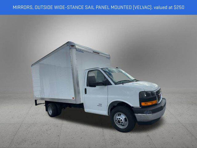 2025 GMC Savana Cutaway 4500 Van