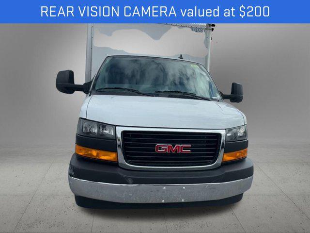 2025 GMC Savana Cutaway 4500 Van