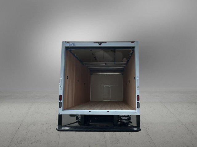 2025 GMC Savana Cutaway 4500 Van