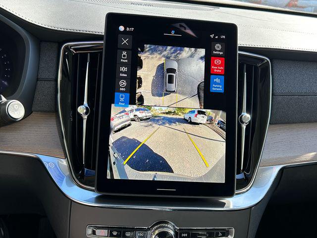 2026 Volvo XC90 B6 Plus 7-Seater