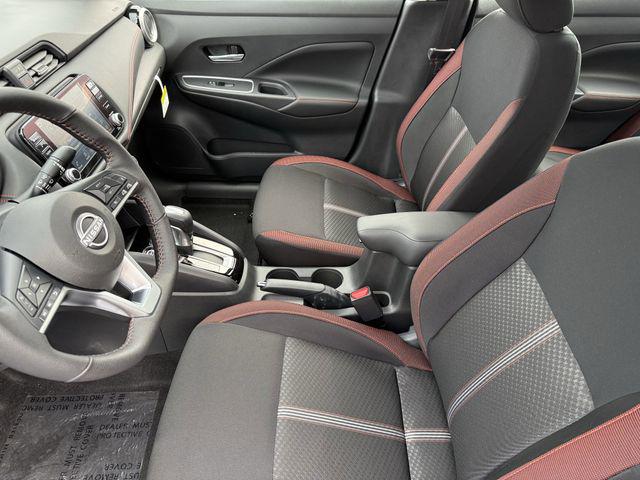 2025 Nissan Versa 1.6 SR