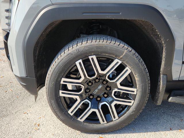 2026 GMC Sierra Standard Range Elevation