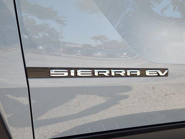 2026 GMC Sierra Standard Range Elevation
