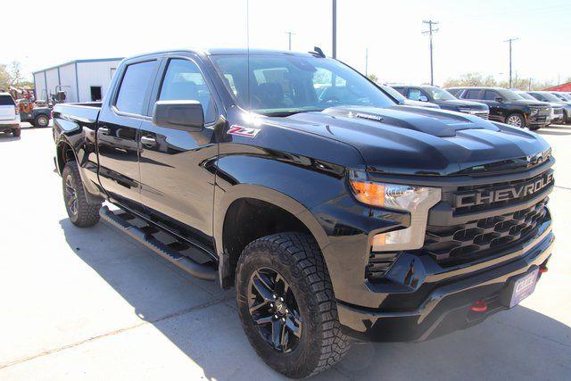 2026 Chevrolet Silverado 1500 4WD Crew Cab Standard Bed Custom Trail Boss